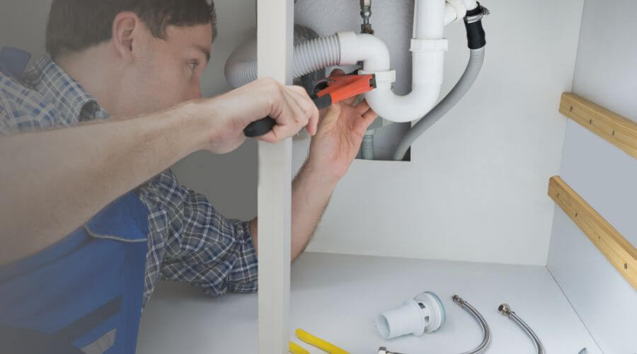 Expert burst pipe repair services in Oakman, AL